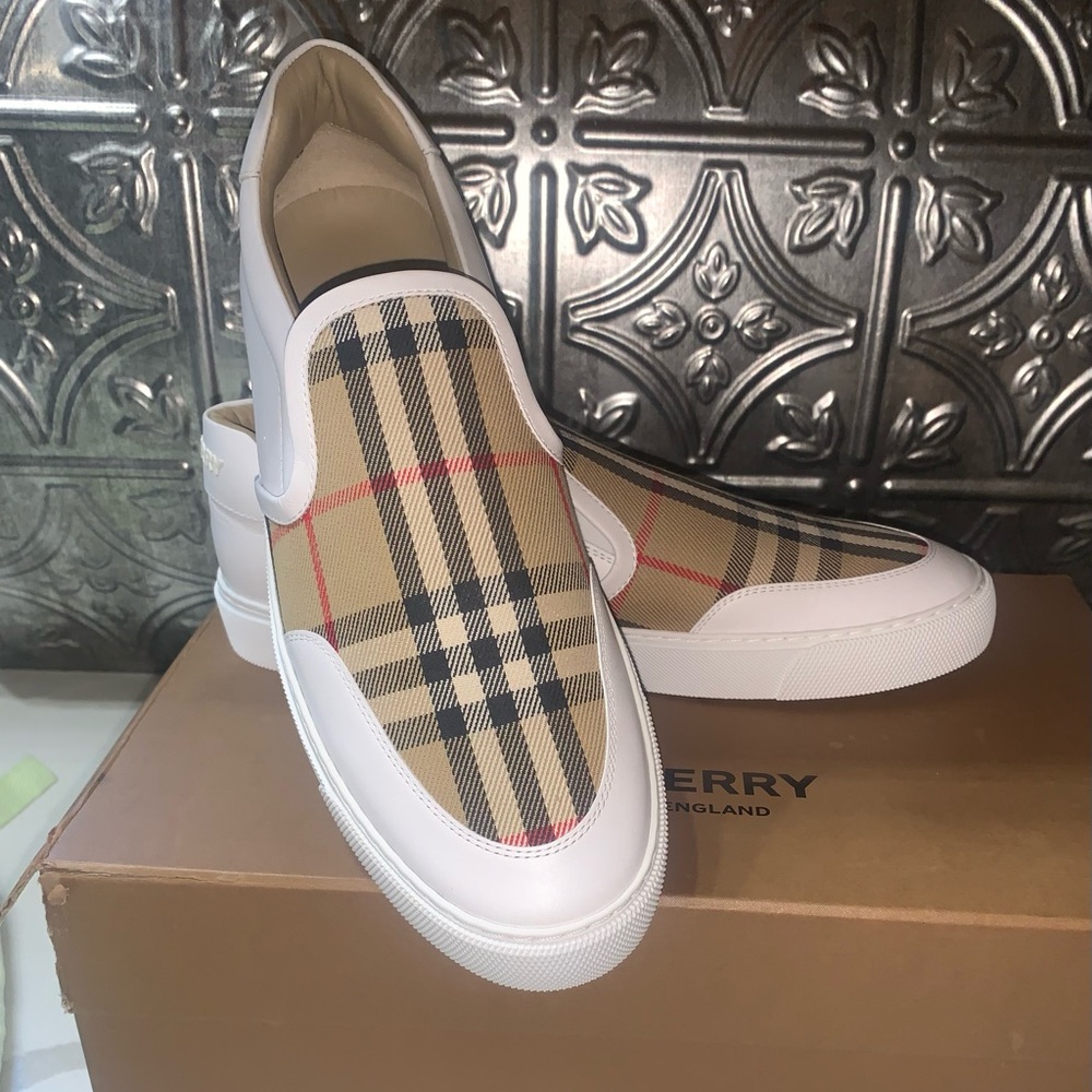 Burberry White and Brown Checkered Slip-Ons